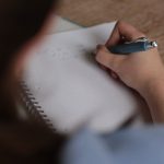 A partir ou apartir diferenças, exemplos e exercícios para nunca mais errar